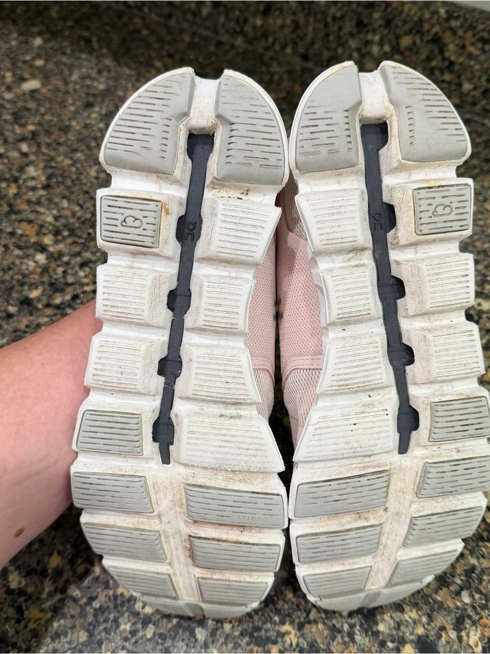 On Running Cloud Women's Running Shoe - Light Pink 9.5 - Picture 2 of 10